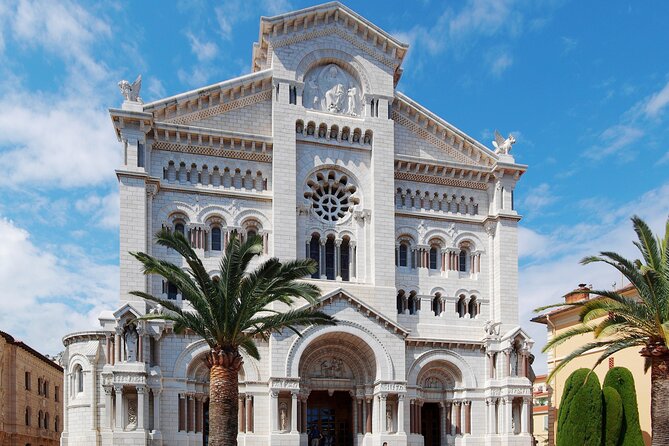 100% Monaco, Beaulieu sur mer and panoramic view from all over Nice - Monte-Carlo by Bus: Place du Casino, Hôtel de Paris, and the Glamour Ending