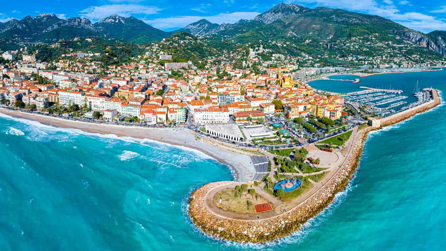 20-minute panoramic flight from Nice - From Nice Airport to the Skies: What the Start Feels Like