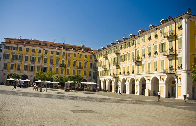 Amazing Private Walking Tour of Old Nice between Italy and France - Start at Place Masséna: Get Your Bearings in One Plaza
