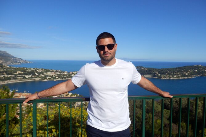 Best of the French Riviera city's with your local Guide - Monaco in 2 hours: palace, cathedral, gardens, and Monte-Carlo glamour