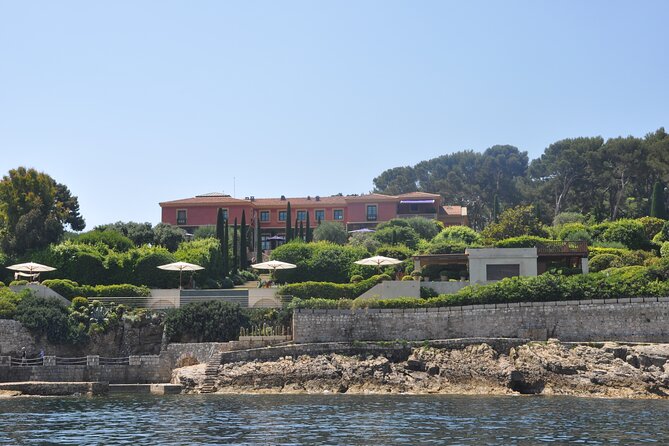 Boat Tour Monaco Nice Private cruise FrenchRiviera with skipper - Getting Onboard at Saint-Jean-Cap-Ferrat: Where the trip feels local fast