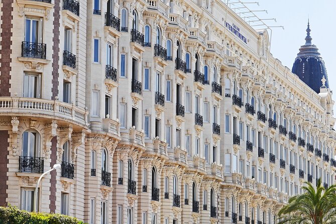 Cannes, Antibes and St-Paul-de-Vence Full-Day from Villefranche Small group tour - A seven-hour Riviera loop from Villefranche