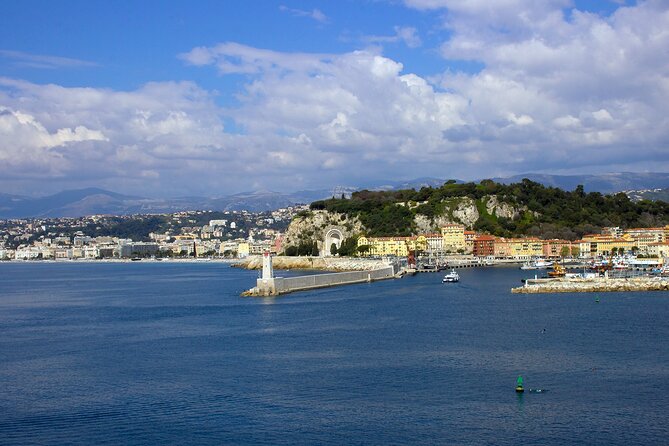 Discovery of the city of Nice by electric Méhari - Mont Boron Forest Park: a natural break above the city