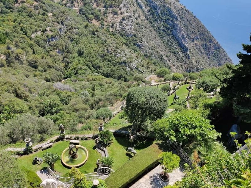 Èze: Walking Tour with a Certified Local Guide - Price and value: $40 for a certified guide plus one expensive line cut