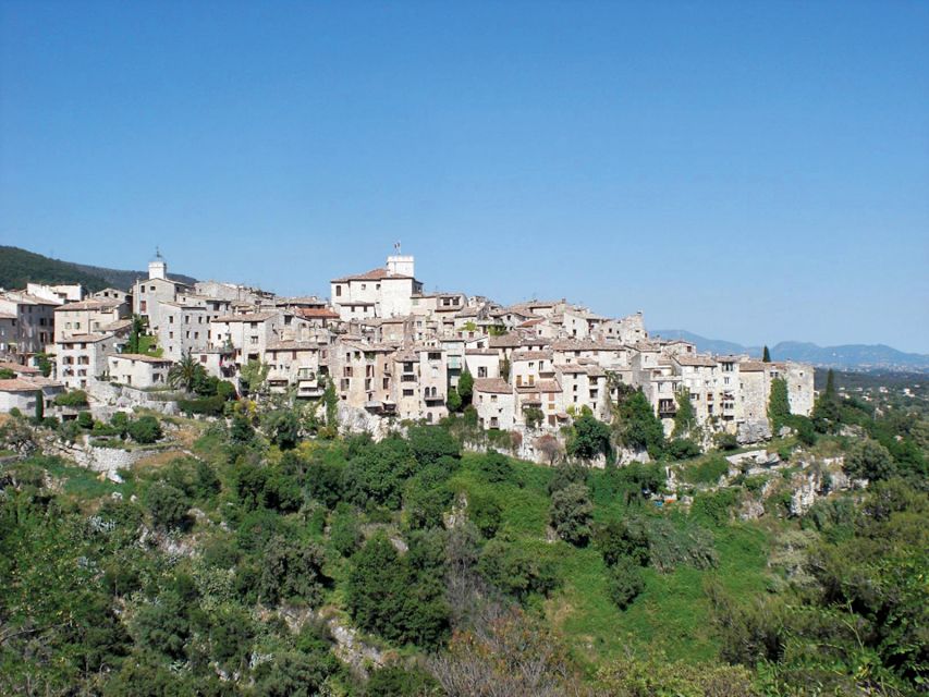 Flavor & Taste of Provence - Stop 2: Tourrettes-sur-Loup violet town photos and festival energy