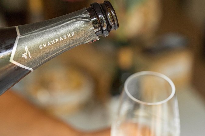 French Fine Wine Tasting in Nice city centre - The small-group advantage: why max 8 travelers changes everything