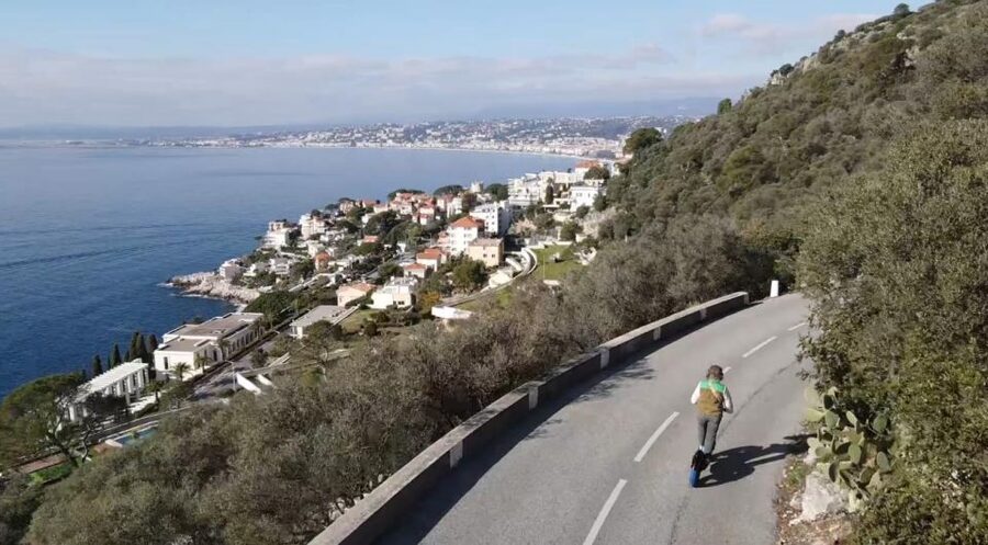 French Riviera : Guided Visit on a E-Scooter - Nissa la Bella belvedere detour: a short stop with big “Nice” energy