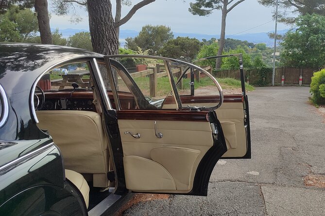 French Riviera Vintage Jaguar MK2 Tour with Scenic Stops - Small Group (Max 3) Means More Personal Attention