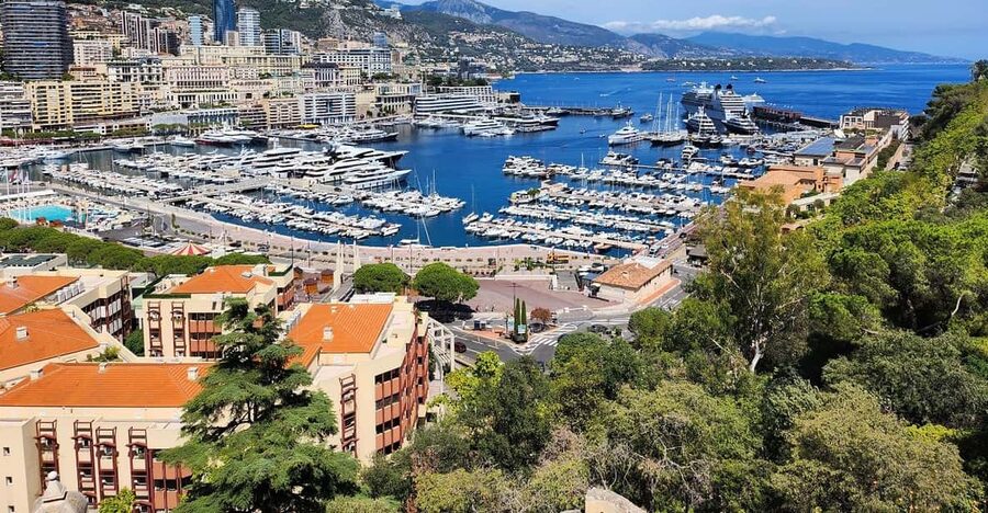 From Nice & Antibes: Monaco & Eze Tour with Hotel Pickup - Monte Carlo Casino Stop: Rules, Time, and How to Plan It