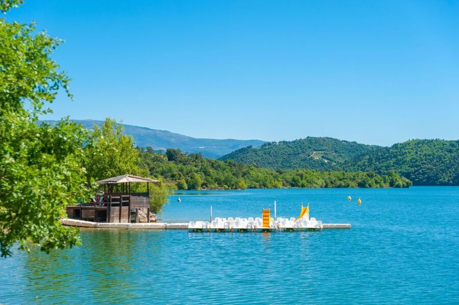 From Nice: Flower Fields & Saint Cassien Lake Full-Day Trip - Gourdon: medieval stone and a balcony over the gorges