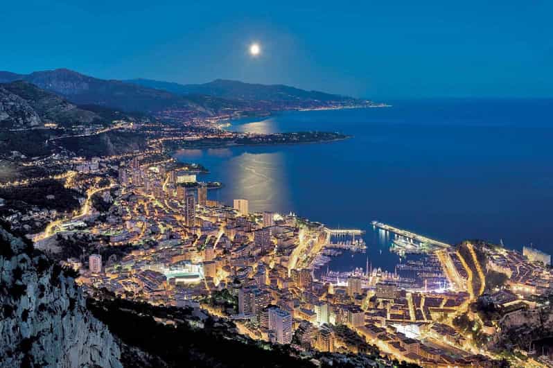 From Nice: Monaco Night Tour - Prince’s Palace and Monaco old town: small streets, big character