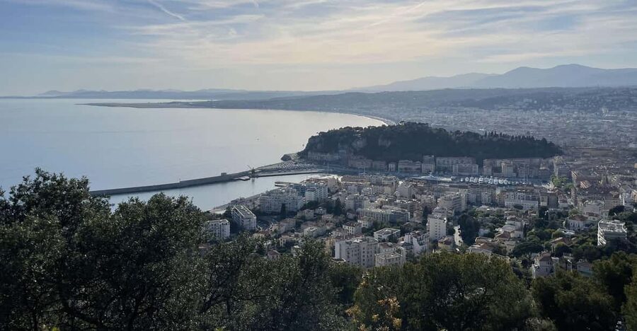From Nice: Private Monaco and Coastline Highlights Car Tour - Èze Medieval Village: Cobblestones, a Church, and Serious Views