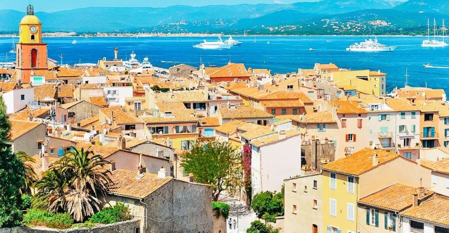 From Nice: Saint-Tropez and Port Grimaud Day Tour - Saint-Tropez old town: where you should prioritize views, snacks, and quick navigation