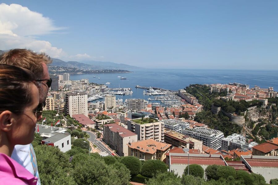 Full-Day Small Group Tour to Monaco and Eze - The ride that sets up the whole day: Moyenne Corniche
