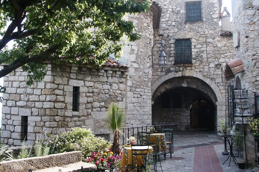 Full-Day Small Group Tour to Monaco and Eze - Should you book this small-group Monaco and Èze day trip?