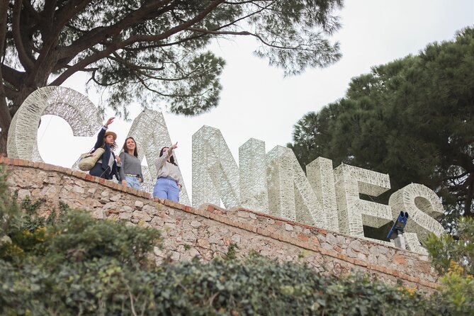 Full-day Tour Nice, Cannes and Antibes from Nice - Nice first: port neighborhood drive and Old Town walking