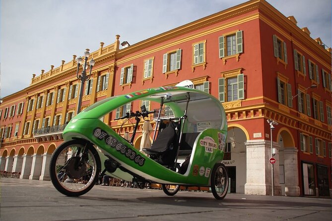 Guided Eco-Friendly Bike Taxi Tour from Nice - Colline du Château (Rauba Capeu): the best photo payoff