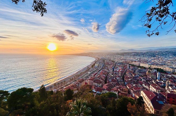 Guided Walking Tour in Nice France - Palais de Justice: architecture credit where it’s due