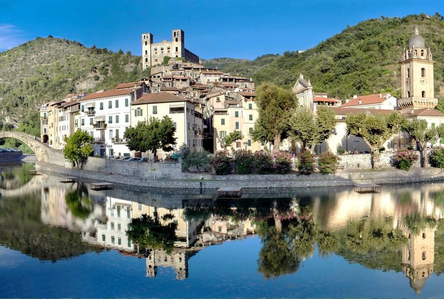 Italian Coast & Market: Full-Day Small Group Trip - Dolceacqua: the medieval village stop that most people remember