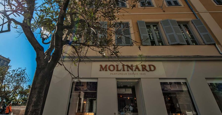 Molinard Parfums Nice: Discovery Perfume Workshop - Entering Molinard Parfums in Nice: the setting feels very French