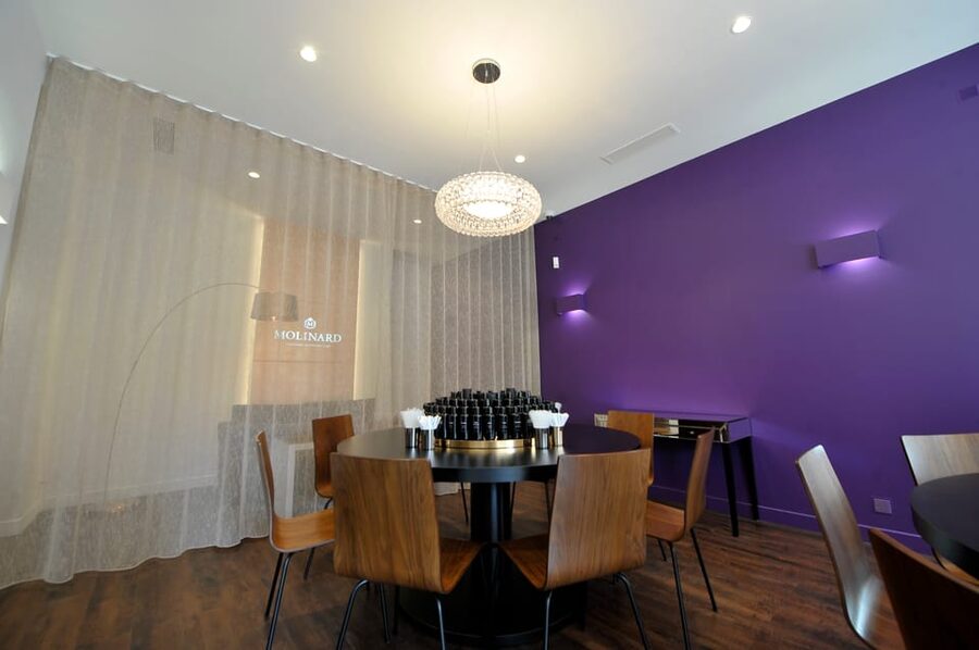 Molinard Parfums Nice: Discovery Perfume Workshop - Language support: French and English in one room
