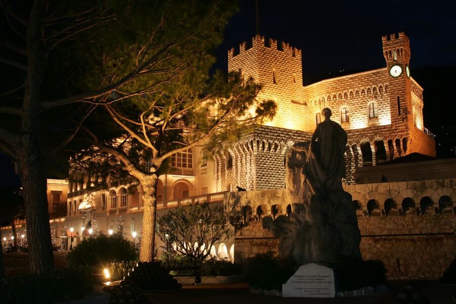Monaco, Monte Carlo, Eze Landscape Day & Night Private Tour - The perfumery stop: why this region smells like money