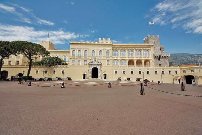 Monaco & Perched Medieval Villages Shared & Guided Tour from Nice - Vieux Monaco: old town walk with enough time to get oriented
