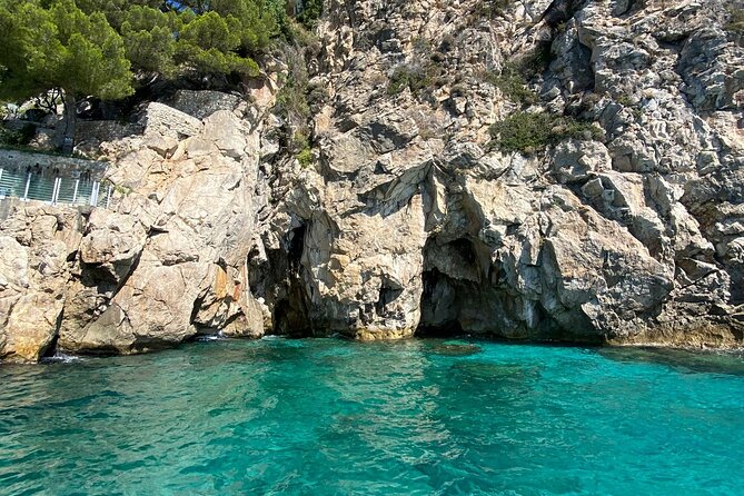 Nautical excursion - Nice-Monaco 2H30 - Beaulieu-sur-Mer: sand, turquoise water, and the quiet elegance vibe