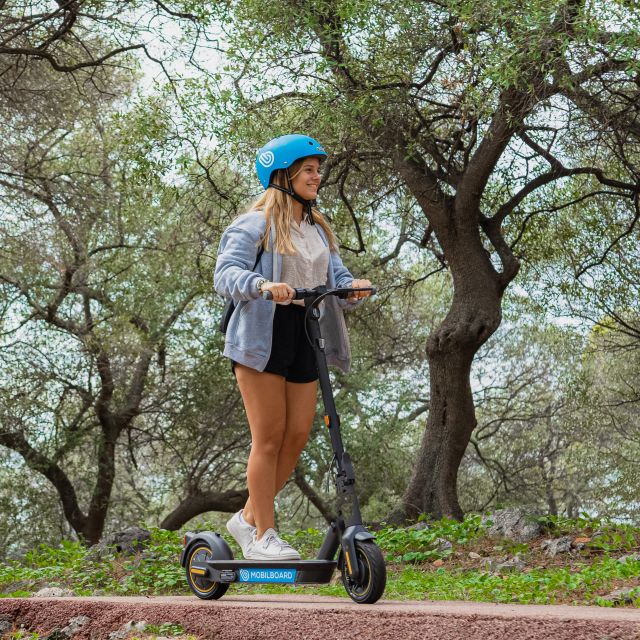 Nice: 1h30 E-scooter highlights tour - Why an e-scooter tour makes Nice easy to love