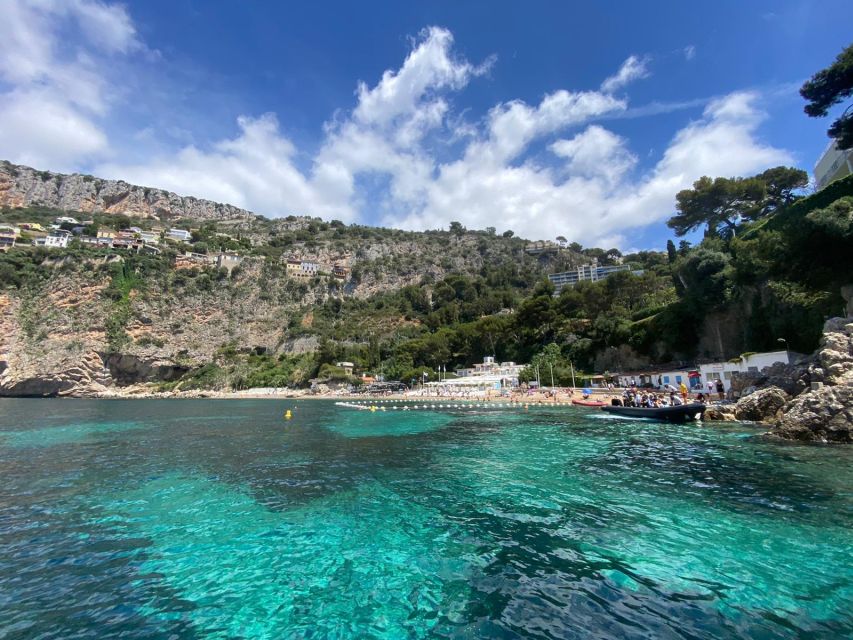 Nice: 1h30 nautical excursion to Cap Ferrat - The boat setup: seats, safety briefing, and life jackets