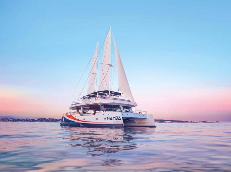 Nice : Afternoon at sea on a Maxi Catamaran - Cap Ferrat - Anchoring near Villefranche or Cap Ferrat: the break that turns a sail into a swim day