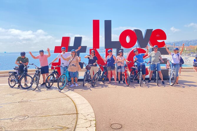 Nice City Best Highlights E-bike Tour - The #ilovenice viewpoint and the World Wars memorial