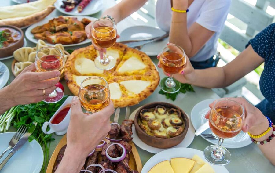 Nice: Evening Food and Wine Tour - Wine tasting in Nice: how to drink like you belong there
