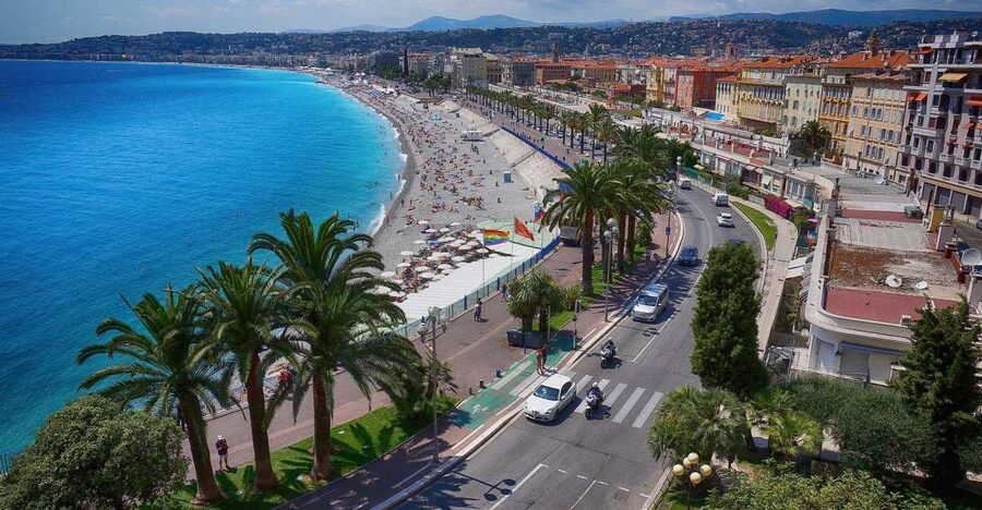 Nice: Exclusive Private Guided Tour of Historic Center - Promenade des Anglais: finishing with sea-air and context