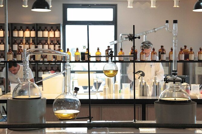 Nice : Excursion at Eze Village and Fragonard Perfume factory - Fragonard perfume factory tour: seeing production, then shopping