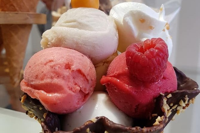 Nice Food Tour – A Full Meal on French Riviera by Do Eat Better - Stop 5 at Place Rossetti: artisanal ice cream to finish the meal