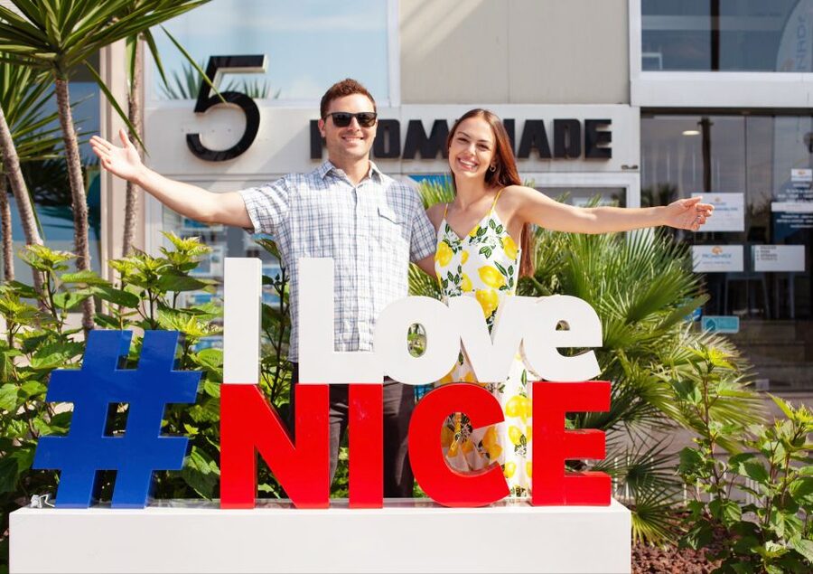Nice, France: Individual photo walk in Nice - Entering Nice at the Negresco Hotel