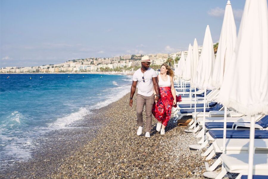 Nice, France: Individual photo walk in Nice - Props, Outfits, and Matching for Better Results