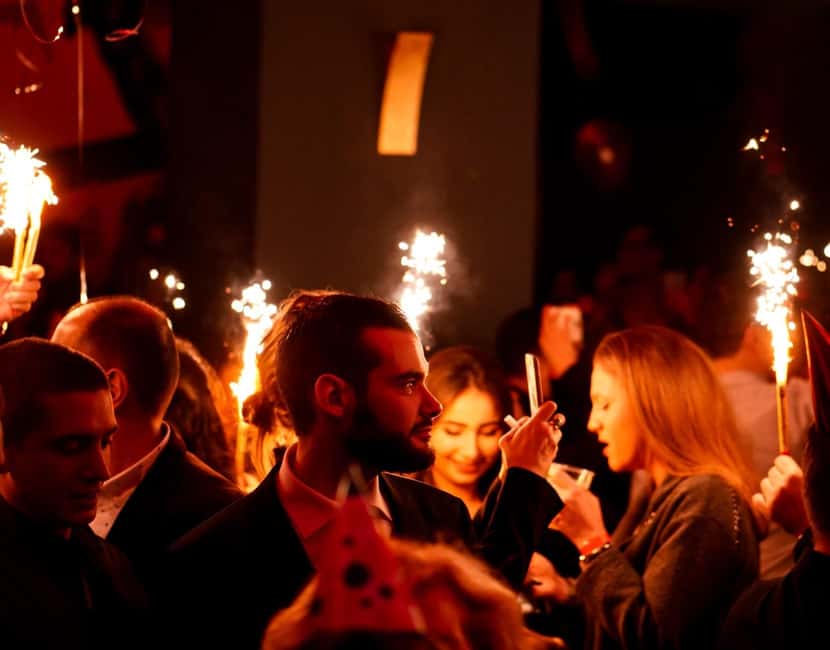 Nice: New Year’s Eve Bar Crawl 2026 - New Year’s Eve in Nice, the VIP way to do it