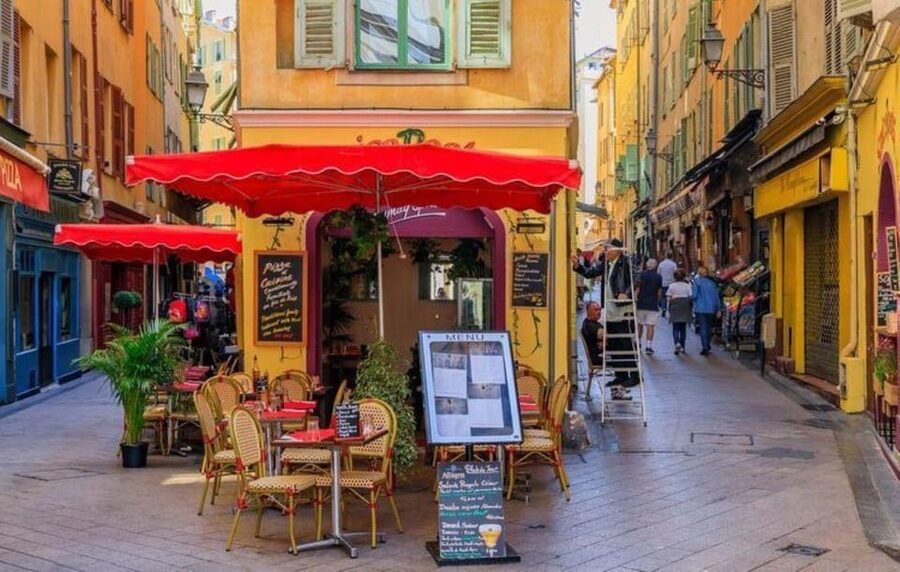 Nice: Old Town Highlights Walking Tour - Timing, pacing, and what to wear for a 2-hour Old Town walk