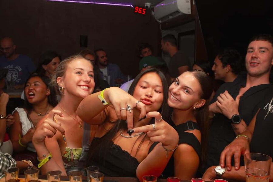 Nice: Orange Bar Crawl with 5 Free Shots & VIP Club Entry - Orange Bar Crawl in Nice: A 5-Hour Party Plan for Groups of 50+
