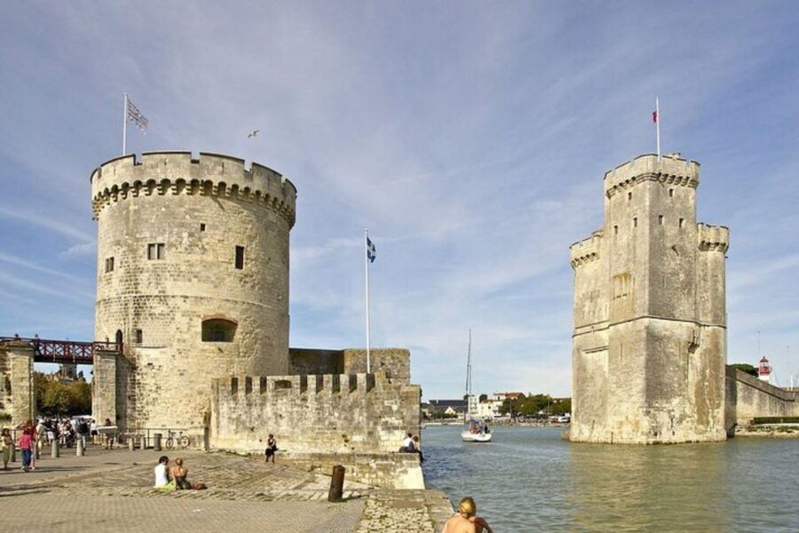 Nice: Private custom tour with a local guide - Pickup, meeting point, and where you end up