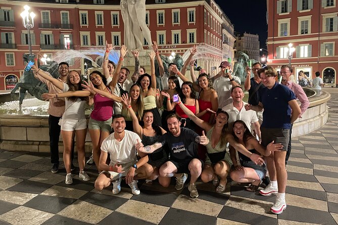Nice: Pub Crawl Yellow – Social Bars, Games & VIP Club Entry - The Shape of the Night in Nice (6 Hours, Several Atmospheres)