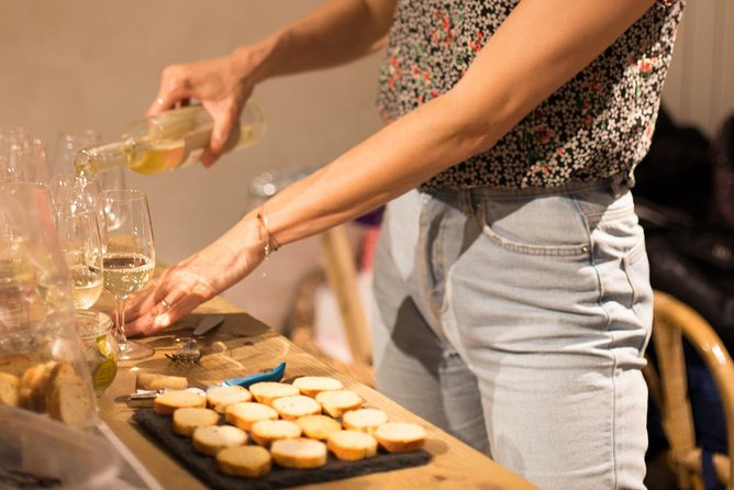 Nice Small-Group Walking Food Tour with Local Specialties & Wine Tasting - Wine and olive oil tastings: how to taste without guessing