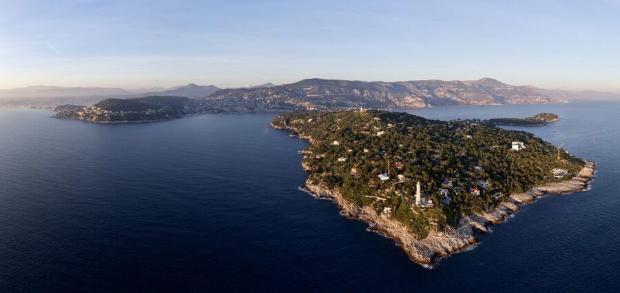 Nice: Snorkeling Speedboat Tour in Villefranche Bay - Riviera Views From the Water: Cape of Nice and Saint-Jean-Cap-Ferrat