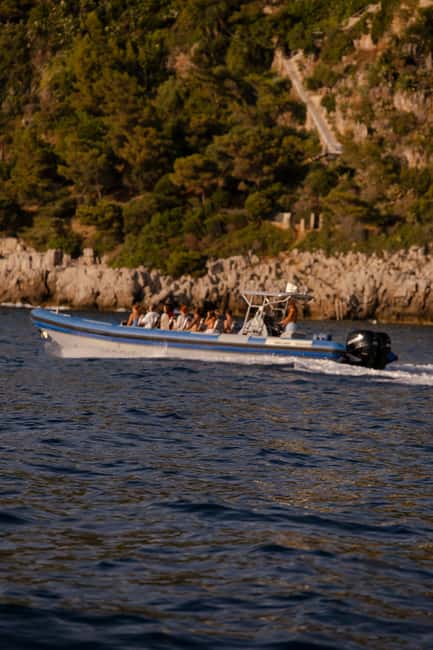 Nice: Sunset Boat Tour with Wine and Local Snacks - Port Lympia to Saint-Jean-Cap-Ferrat: quick hits of the Riviera coast