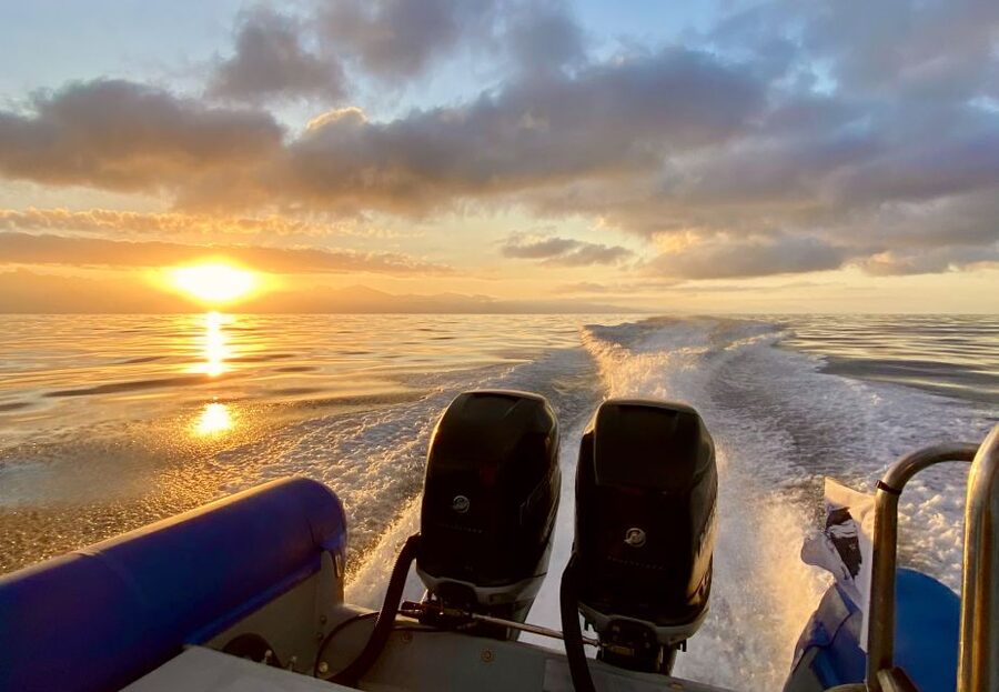 Nice: Sunset Boat Tour with Wine and Local Snacks - The pace, the boat speed, and who will enjoy it most