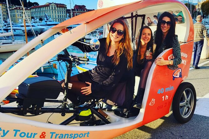 Nice: Visit of Nice by electrically assisted bike taxi 1 hour. - Meeting Up at Fontaine du Soleil and the Pickup Reality