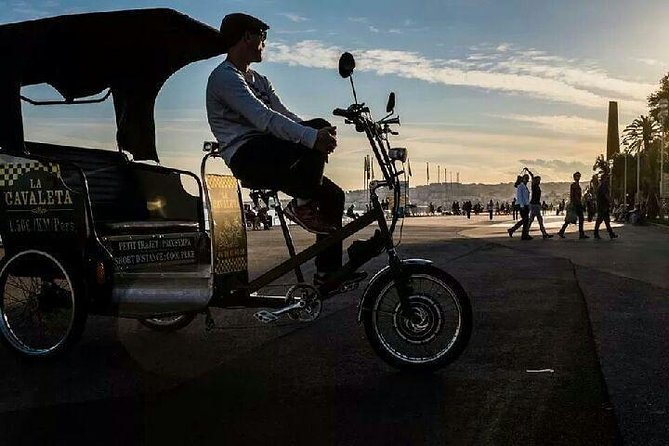Original Nice city tour ( pedicab-vélo taxi) - How the pedicab-velo taxi tour moves through Nice