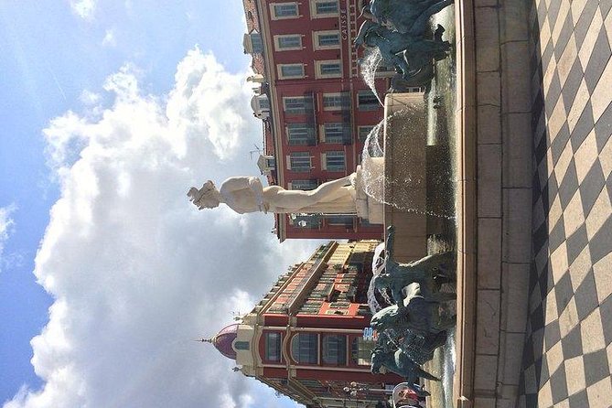 Original Nice city tour ( pedicab-vélo taxi) - Price and value: what you’re paying for at $47.17